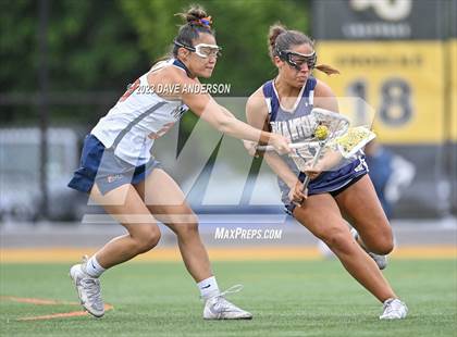 Thumbnail 3 in Bayport-Blue Point vs. Manhasset (Class C Long Island Final) photogallery.