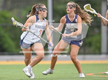 Thumbnail 2 in Bayport-Blue Point vs. Manhasset (Class C Long Island Final) photogallery.