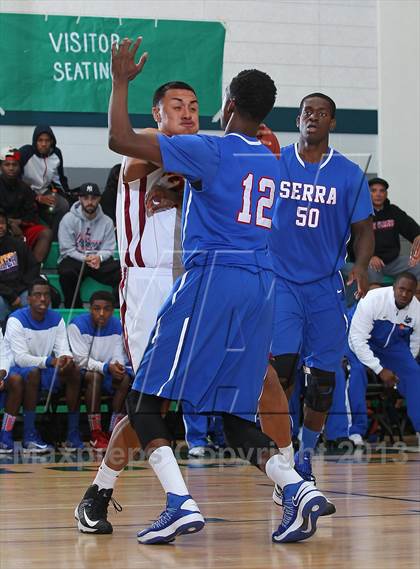 Thumbnail 1 in Serra vs. Cantwell-Sacred Heart photogallery.