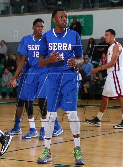 Thumbnail 2 in Serra vs. Cantwell-Sacred Heart photogallery.