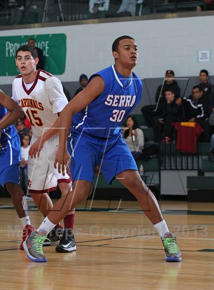 Thumbnail 1 in Serra vs. Cantwell-Sacred Heart photogallery.