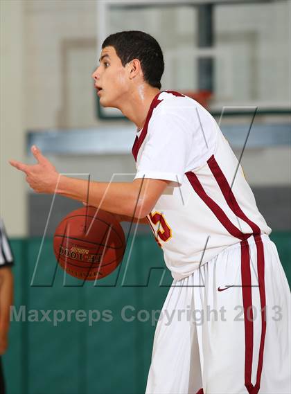 Thumbnail 3 in Serra vs. Cantwell-Sacred Heart photogallery.