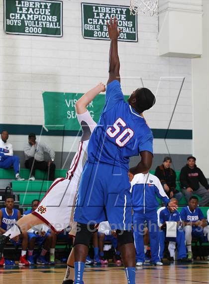Thumbnail 1 in Serra vs. Cantwell-Sacred Heart photogallery.