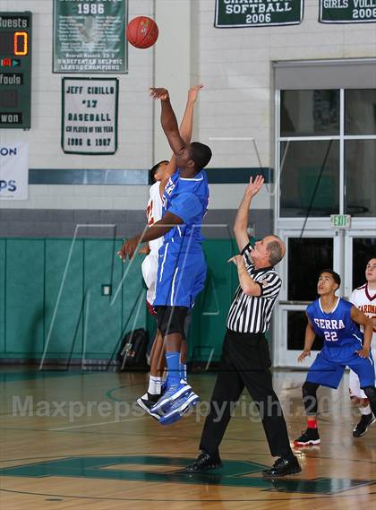 Thumbnail 3 in Serra vs. Cantwell-Sacred Heart photogallery.