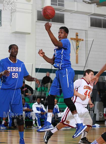 Thumbnail 3 in Serra vs. Cantwell-Sacred Heart photogallery.