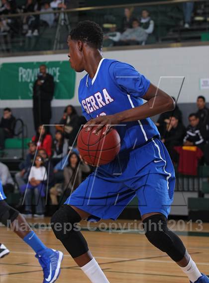 Thumbnail 3 in Serra vs. Cantwell-Sacred Heart photogallery.