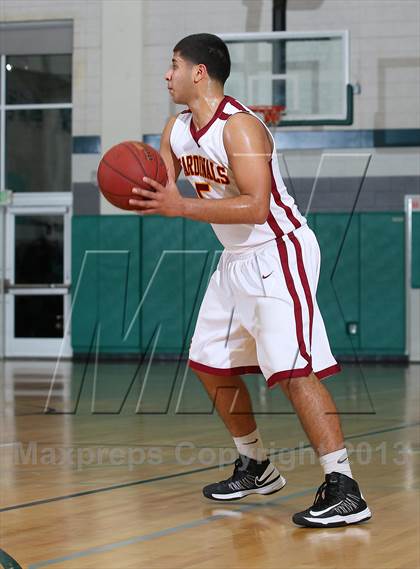 Thumbnail 3 in Serra vs. Cantwell-Sacred Heart photogallery.