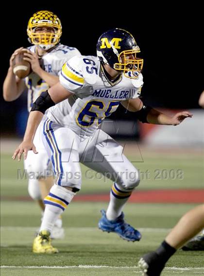 Thumbnail 3 in Archbishop Moeller @ Colerain photogallery.