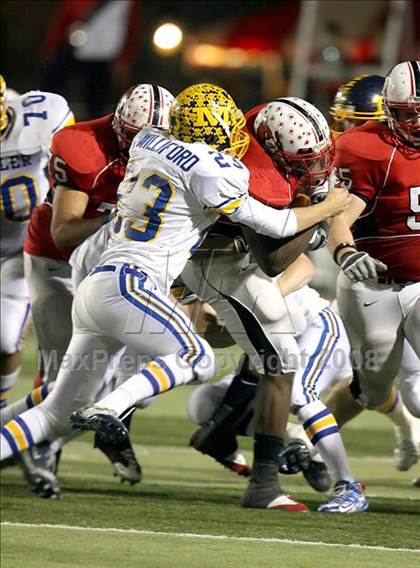 Thumbnail 3 in Archbishop Moeller @ Colerain photogallery.