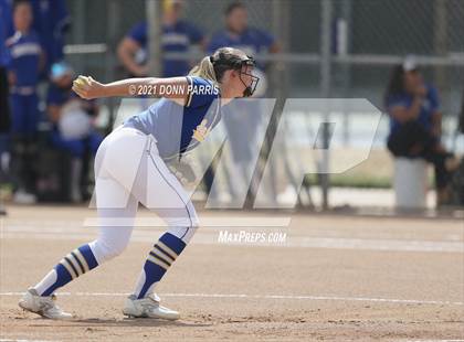 Thumbnail 1 in Charter Oak @ San Dimas photogallery.