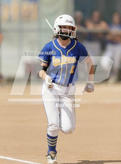 Thumbnail 2 in Charter Oak @ San Dimas photogallery.