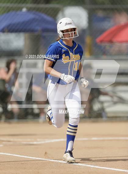 Thumbnail 1 in Charter Oak @ San Dimas photogallery.