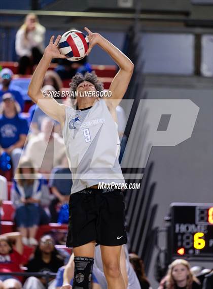 Thumbnail 3 in Mountain Vista vs Grandview (CHSAA 5A Round 2) photogallery.