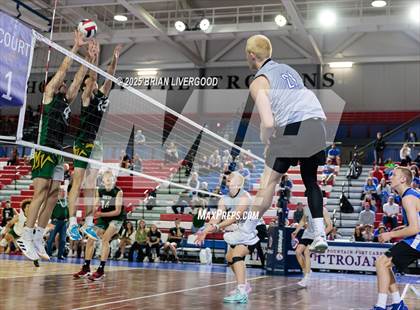 Thumbnail 1 in Mountain Vista vs Grandview (CHSAA 5A Round 2) photogallery.