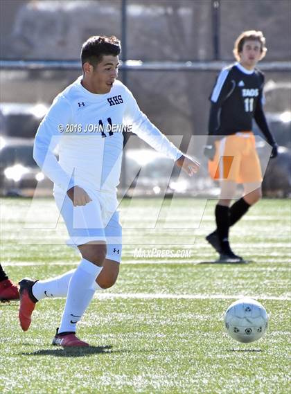 Thumbnail 2 in Taos vs. Highland photogallery.