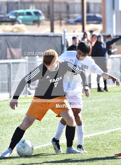 Thumbnail 3 in Taos vs. Highland photogallery.