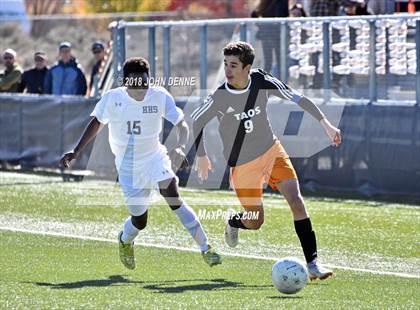 Thumbnail 2 in Taos vs. Highland photogallery.