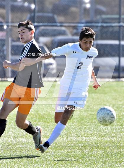 Thumbnail 2 in Taos vs. Highland photogallery.