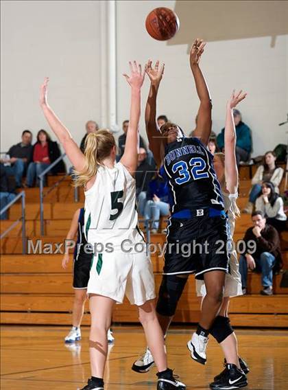 Thumbnail 1 in Bunnell vs New Milford (Newtown Tip-Off Tournament) photogallery.