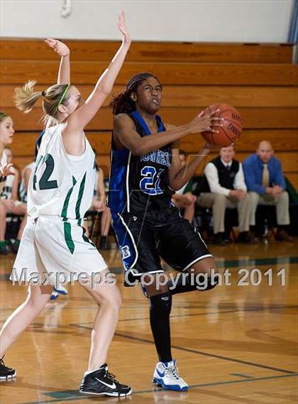 Thumbnail 3 in Bunnell vs New Milford (Newtown Tip-Off Tournament) photogallery.