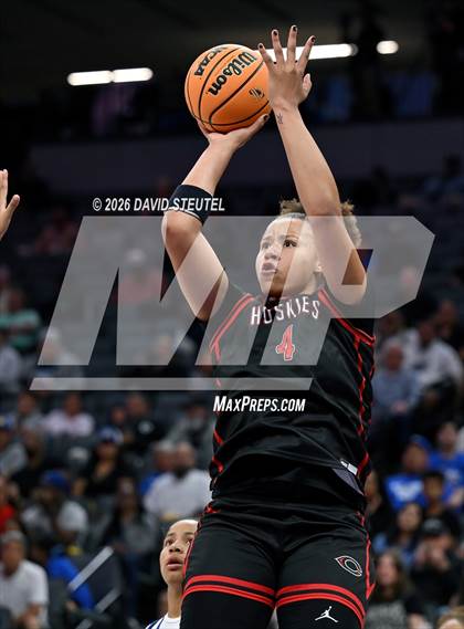 Thumbnail 2 in Centennial vs. Clovis (CIF State D1 Final) photogallery.