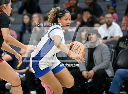 Thumbnail 3 in Centennial vs. Clovis (CIF State D1 Final) photogallery.