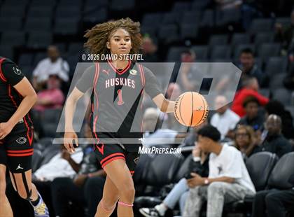 Thumbnail 2 in Centennial vs. Clovis (CIF State D1 Final) photogallery.