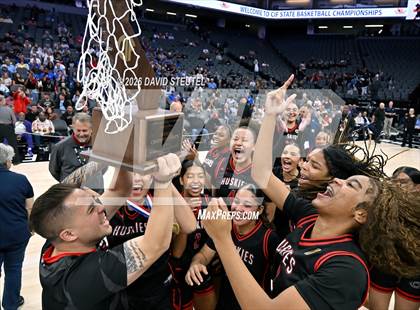 Thumbnail 1 in Centennial vs. Clovis (CIF State D1 Final) photogallery.