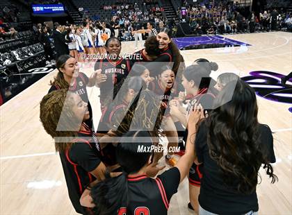 Thumbnail 1 in Centennial vs. Clovis (CIF State D1 Final) photogallery.