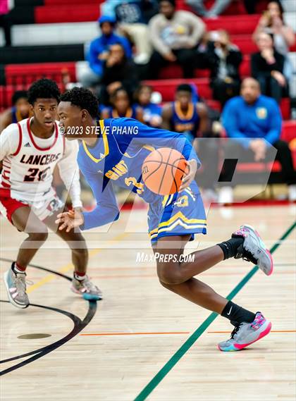 Thumbnail 1 in Grant vs. Cordova (Cordova Christmas Classic) photogallery.