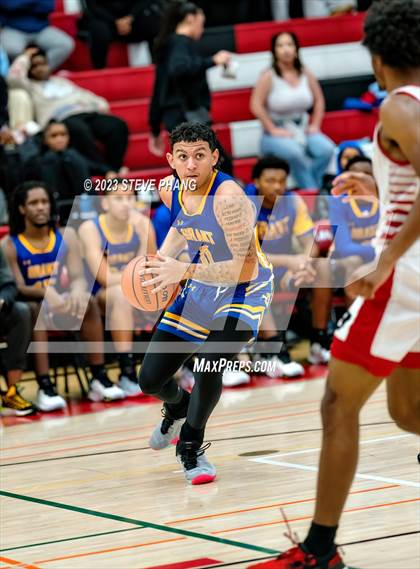 Thumbnail 2 in Grant vs. Cordova (Cordova Christmas Classic) photogallery.