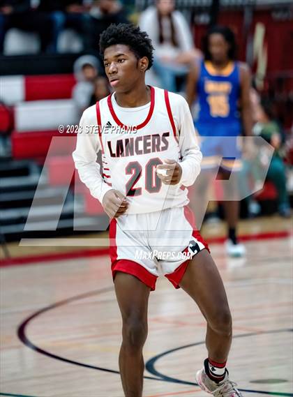 Thumbnail 2 in Grant vs. Cordova (Cordova Christmas Classic) photogallery.