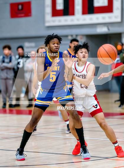 Thumbnail 2 in Grant vs. Cordova (Cordova Christmas Classic) photogallery.