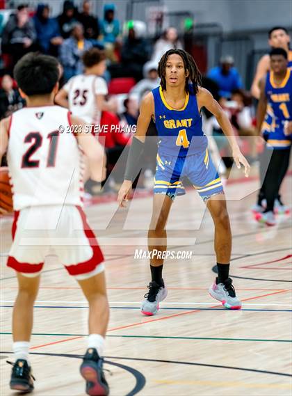 Thumbnail 3 in Grant vs. Cordova (Cordova Christmas Classic) photogallery.