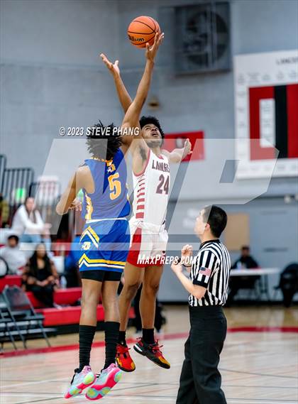 Thumbnail 2 in Grant vs. Cordova (Cordova Christmas Classic) photogallery.