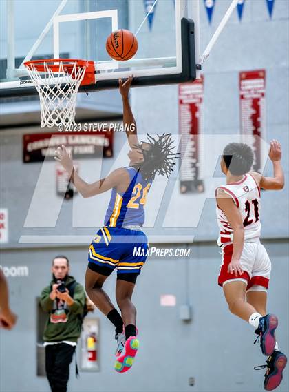 Thumbnail 1 in Grant vs. Cordova (Cordova Christmas Classic) photogallery.