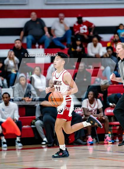 Thumbnail 1 in Grant vs. Cordova (Cordova Christmas Classic) photogallery.