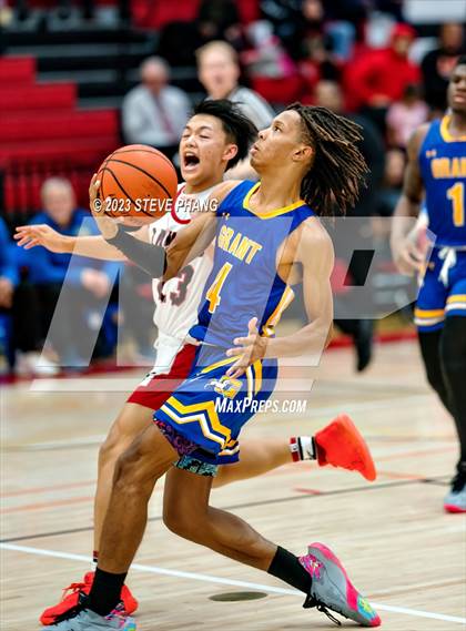 Thumbnail 2 in Grant vs. Cordova (Cordova Christmas Classic) photogallery.
