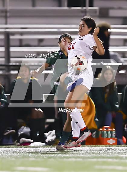 Thumbnail 3 in American @ Castro Valley photogallery.