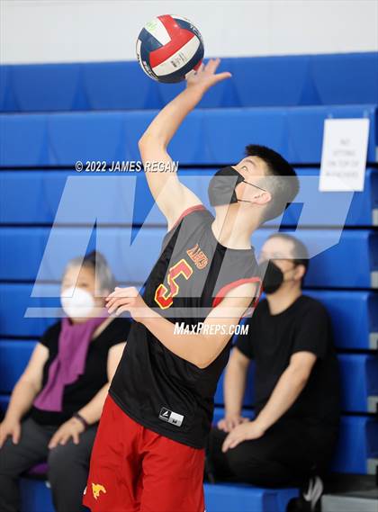 Thumbnail 1 in Lincoln @ Hillsdale photogallery.