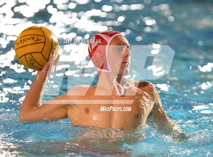 Thumbnail 2 in Mater Dei vs. Newport Harbor (CIF SoCal Regional D1 Final) photogallery.