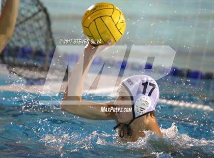 Thumbnail 1 in Mater Dei vs. Newport Harbor (CIF SoCal Regional D1 Final) photogallery.