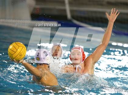 Thumbnail 1 in Mater Dei vs. Newport Harbor (CIF SoCal Regional D1 Final) photogallery.