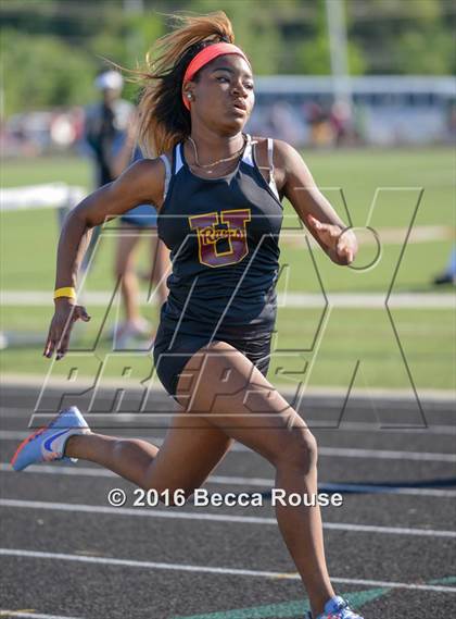 Thumbnail 3 in SoMeck 8 Girls Conference Championship photogallery.