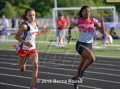 Thumbnail 3 in SoMeck 8 Girls Conference Championship photogallery.