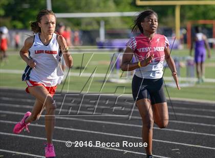 Thumbnail 2 in SoMeck 8 Girls Conference Championship photogallery.