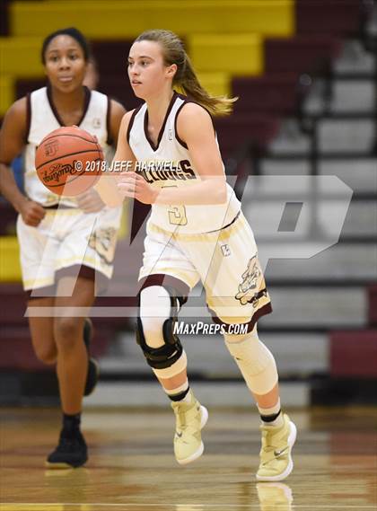 Thumbnail 3 in Aurora @ Stow-Munroe Falls photogallery.
