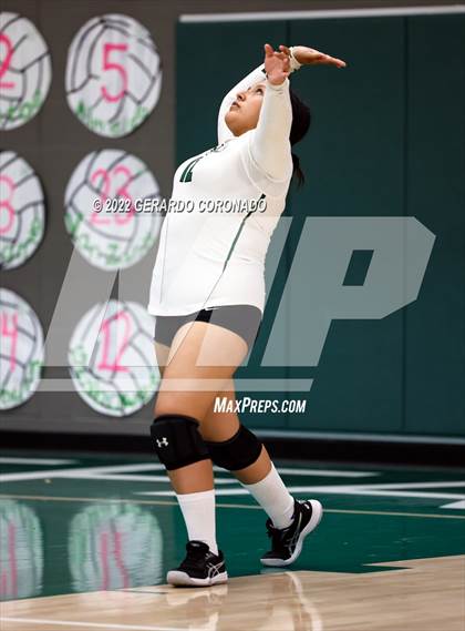 Thumbnail 3 in Central Catholic @ Manteca photogallery.
