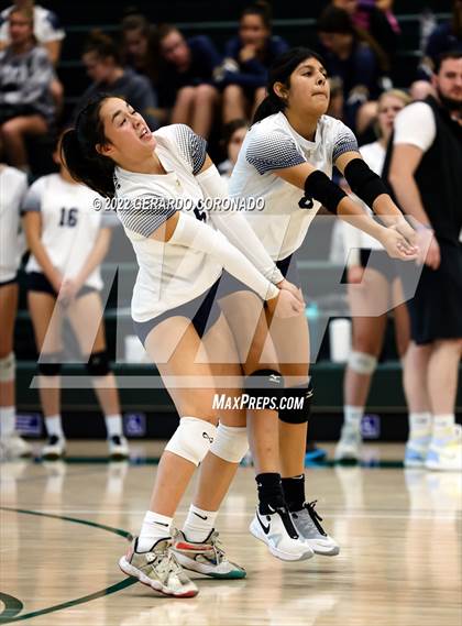 Thumbnail 1 in Central Catholic @ Manteca photogallery.