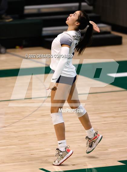 Thumbnail 1 in Central Catholic @ Manteca photogallery.